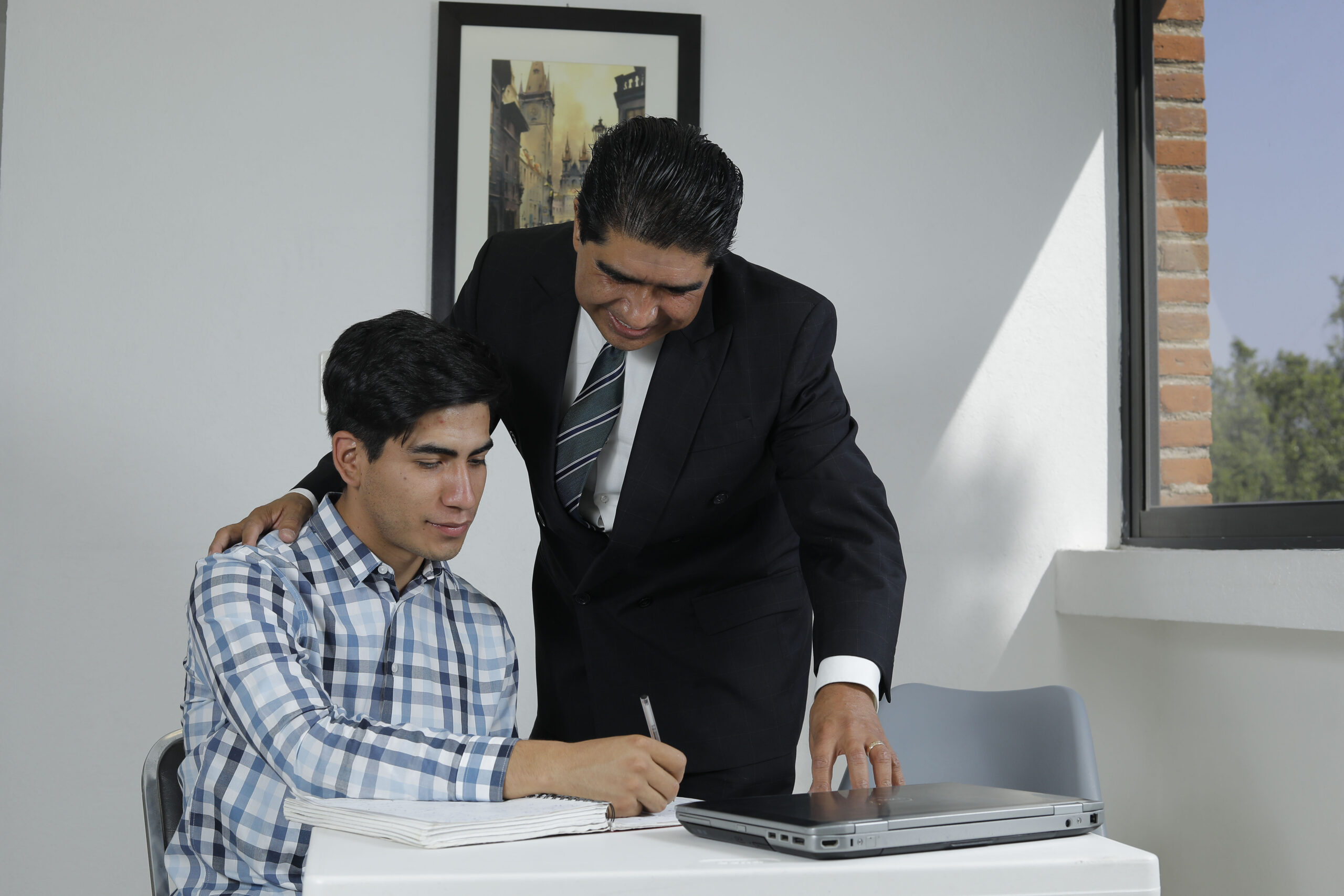 asesoría académica, consultoría de tesis, ayuda para tesis